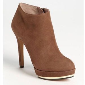 Vince Camuto Bootie